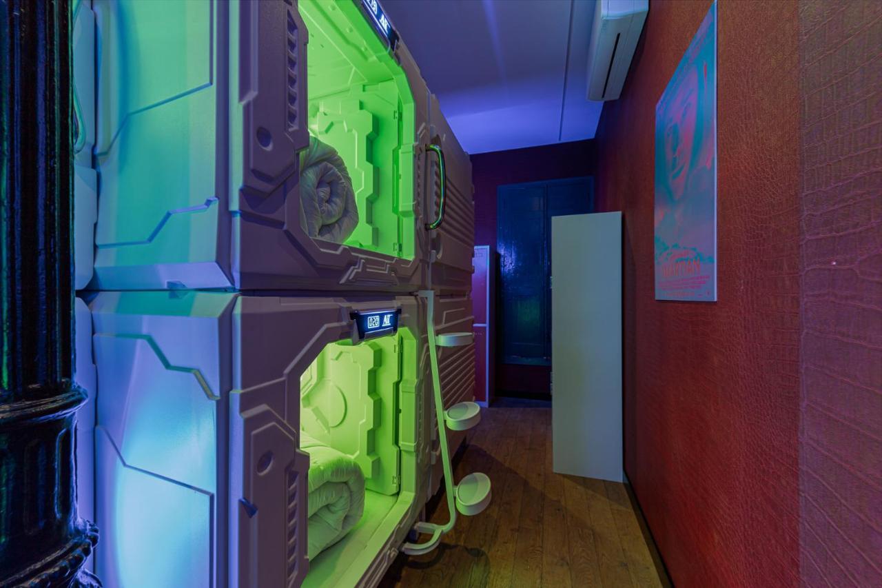 Art Seven Hostel Capsules Madrid Exterior foto