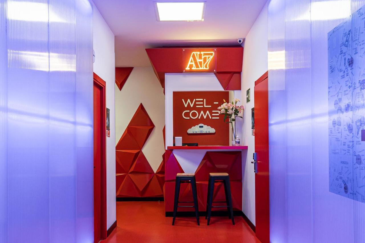 Art Seven Hostel Capsules Madrid Exterior foto